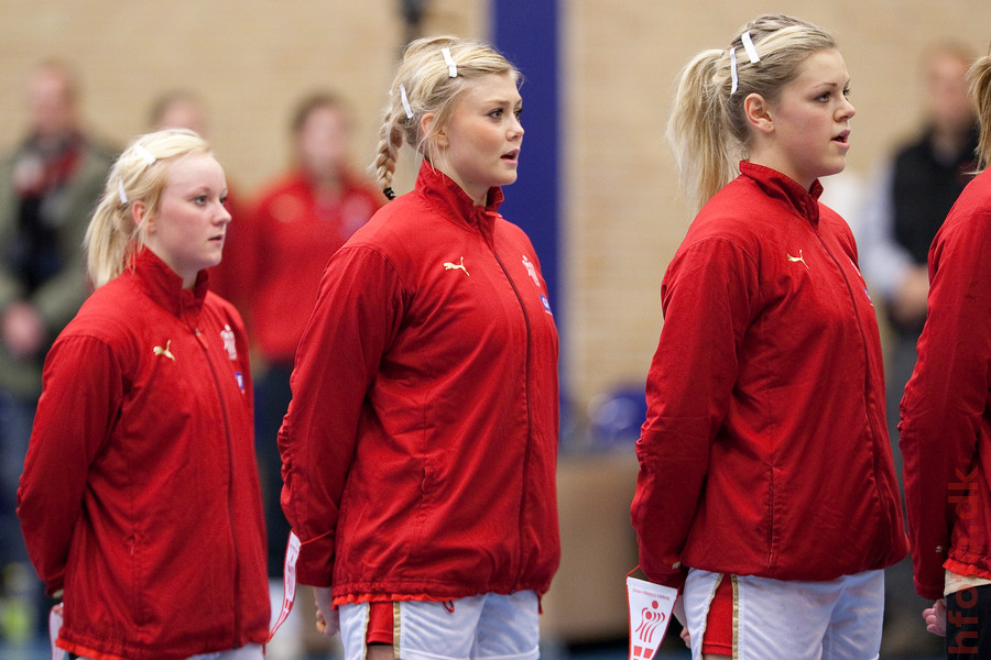 Stine Knudsen, Signe Sjlund Pedersen, Julie Aagaard.