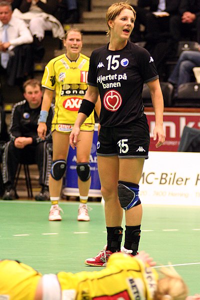 Eszter Siti.