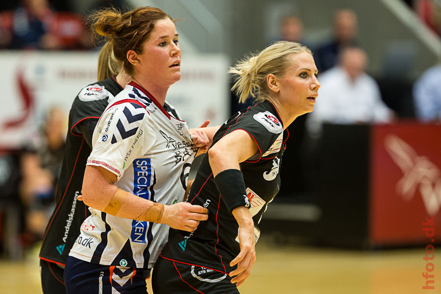 Mette Gravholt, Louise Svalastog