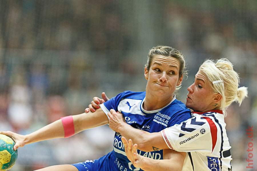 Sabina Jacobsen, Kristina Kristiansen