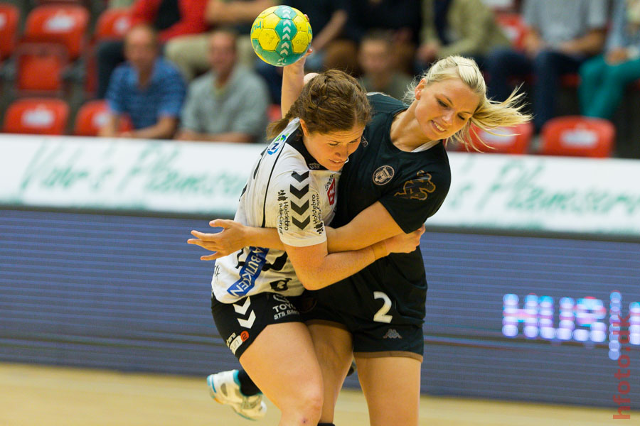 Mette Gravholt, Pernille Holst Larsen