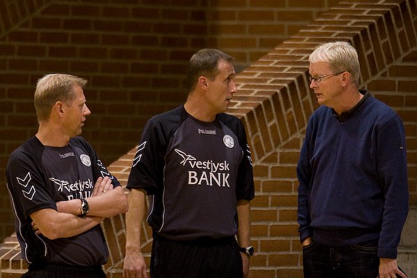 TTH trnerne Arne Damgaard og Claus Uhrenholt samt landstrner Ulrik Wilbek.