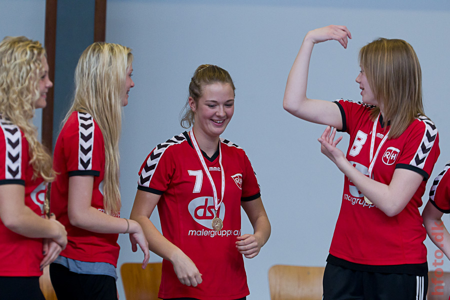 Amalie Dinsen, Josefine Orby Poulsen