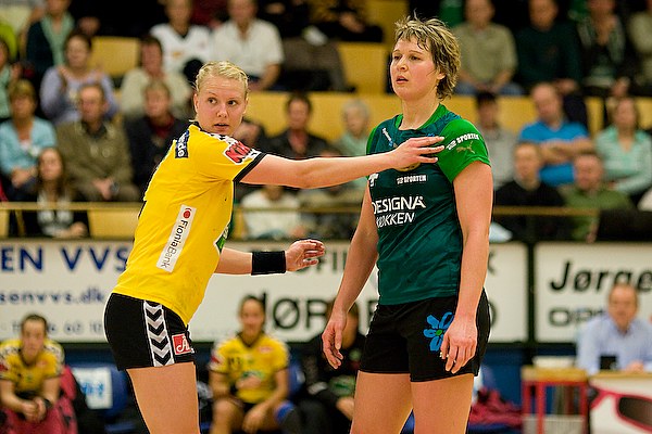 Malene Dalgaard mandsopdkker Grit Jurack.