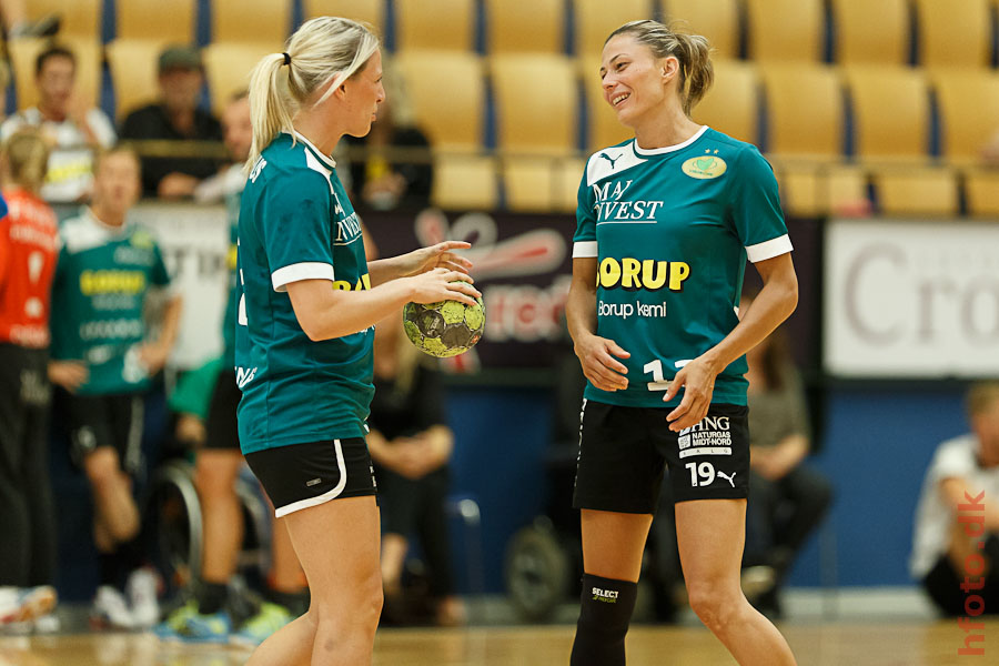 Johanna Ahlm, Maja Savic